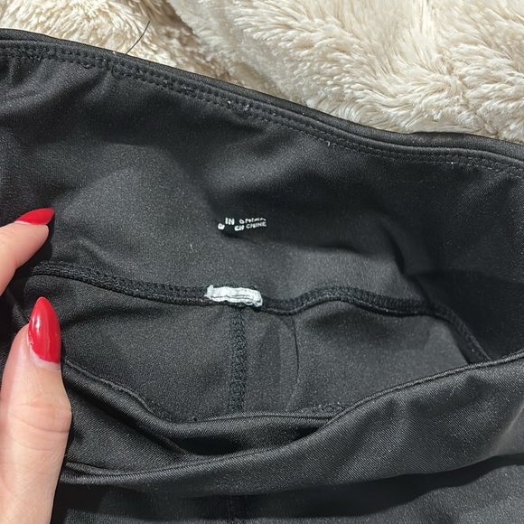 AEROPOSTALE black active crossover flare leggings - Picture 3 of 3